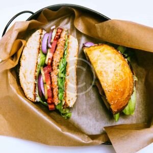 Classic veggie burger