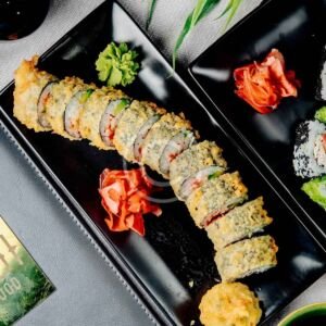 Crispy tempura roll